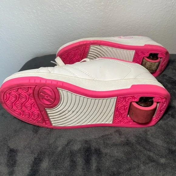 Heelys White and Pink Skate Shoes - Picture 7 of 8